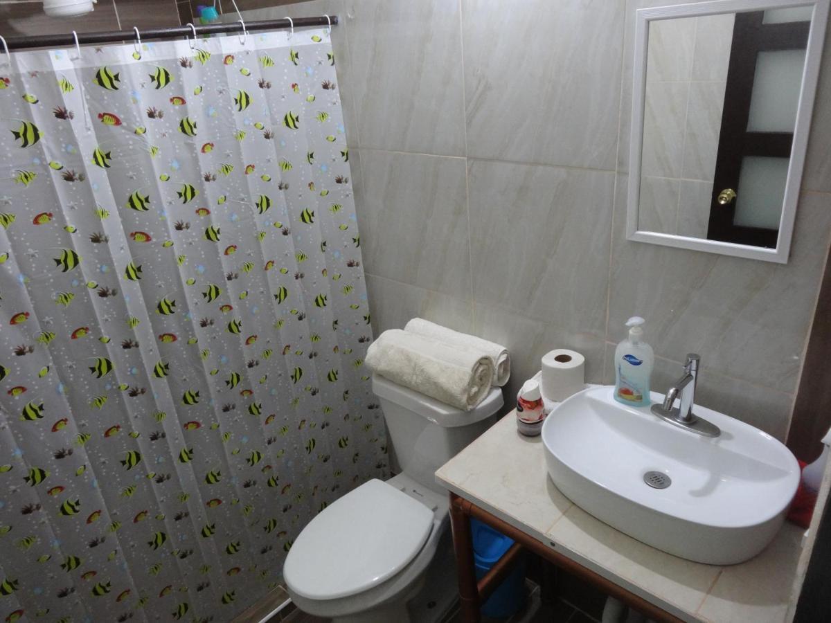 Habitaciones-Comodas-Aire-Wifi-Tv-Cerca De Playa-!!Excelente Precio II Мансанільйо Екстер'єр фото
